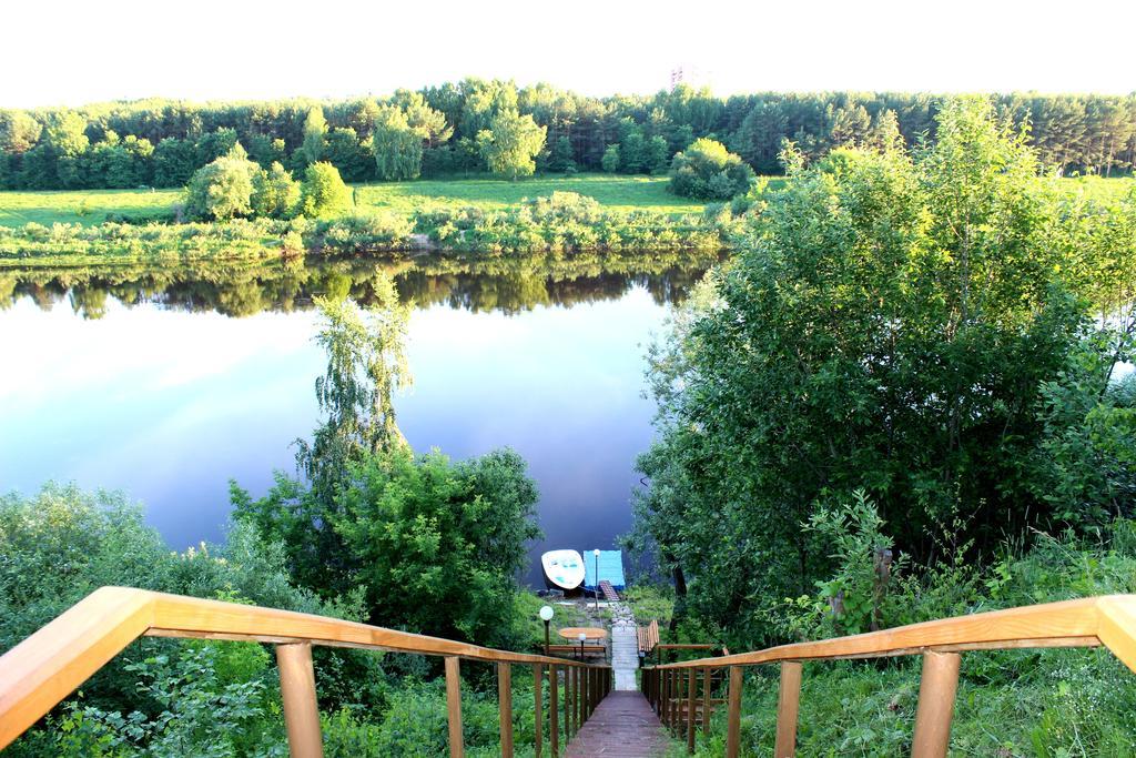 Kentavr Hotel Navapolatsk Exteriör bild